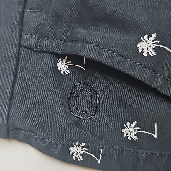 Denim & Flower Mens Shorts Sz 36 - Picture 10 of 11